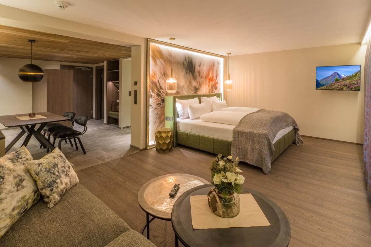 Vier Studios & Restaurant Langenfeld Bagian luar foto